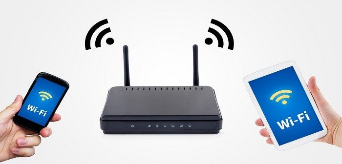 about-wifi-rooter_pixta_28076414_M-700x336