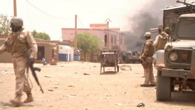 Mali : un commissaire de police tué par une foule, à Tombouctou