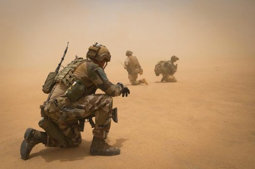 Mali: les partis politiques appellent à la mobilisation contre leur dissolution et pour la fin de la Transition