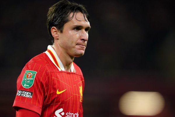 Chiesa à la croisée des chemins : un départ imminent de Liverpool ?