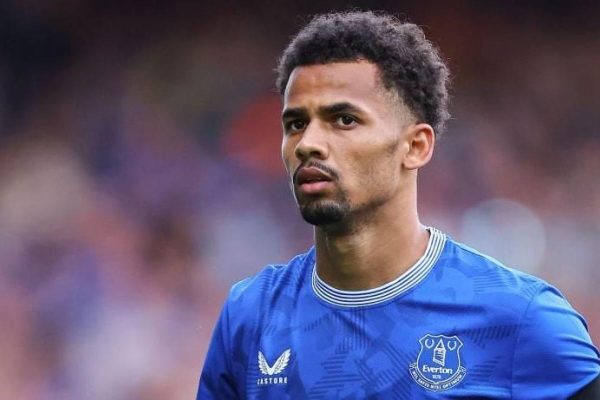 Mercato : Iliman Ndiaye courtisé, Everton demande 70 milliards F CFA
